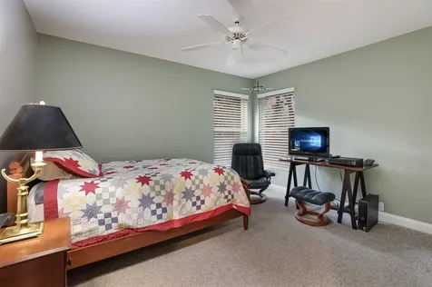 6804 Erica Lane Sarasota FL 34241