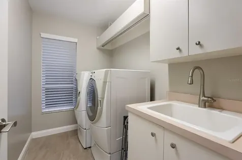 6804 Erica Lane Sarasota FL 34241