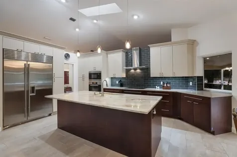 6804 Erica Lane Sarasota FL 34241