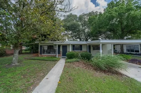 9613 Orange Grove Drive Tampa FL 33618