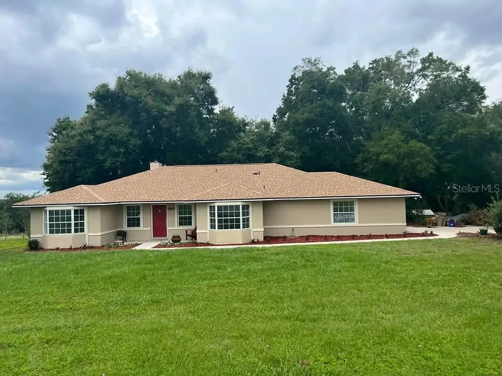 37527 Leggett Lane Lady Lake FL 32159