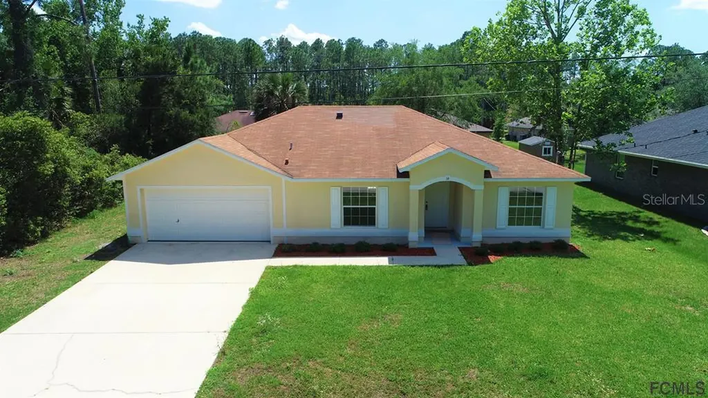 16 Pinwheel Lane Palm Coast FL 32164