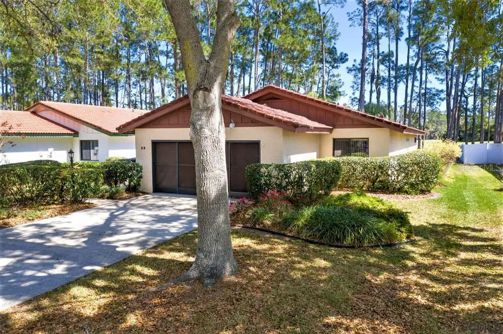 29 Lago Vista Place Palm Coast FL 32164