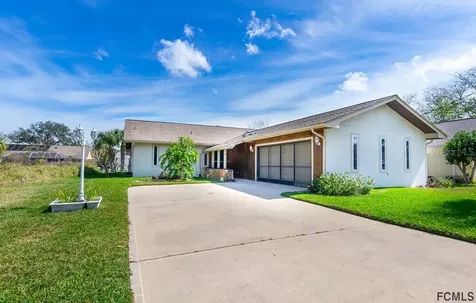 40 Comanche Court Palm Coast FL 32137
