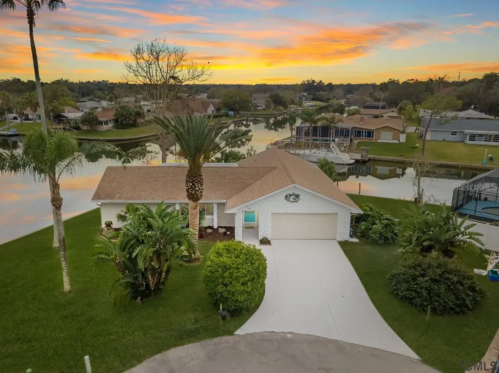 16 Felicia Court Palm Coast FL 32137
