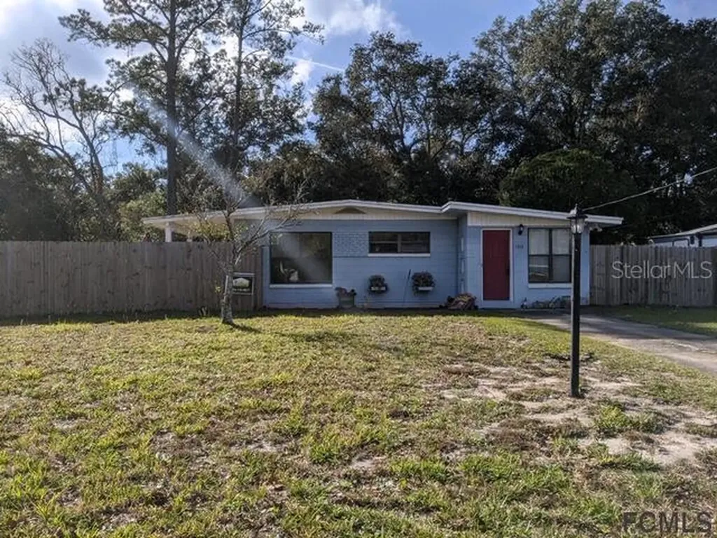 1303 Hibiscus Street St Augustine FL 32084