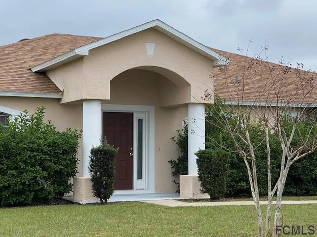 39 Louisburg Lane Palm Coast FL 32137