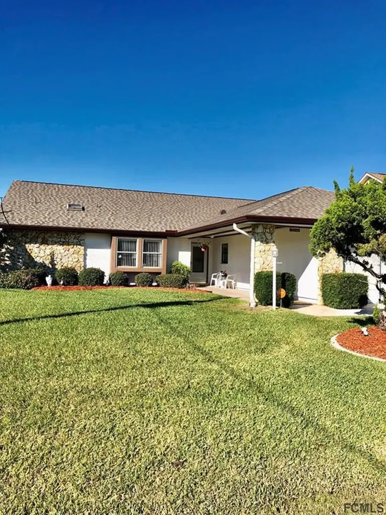 49 Cottonwood Court Palm Coast FL 32137