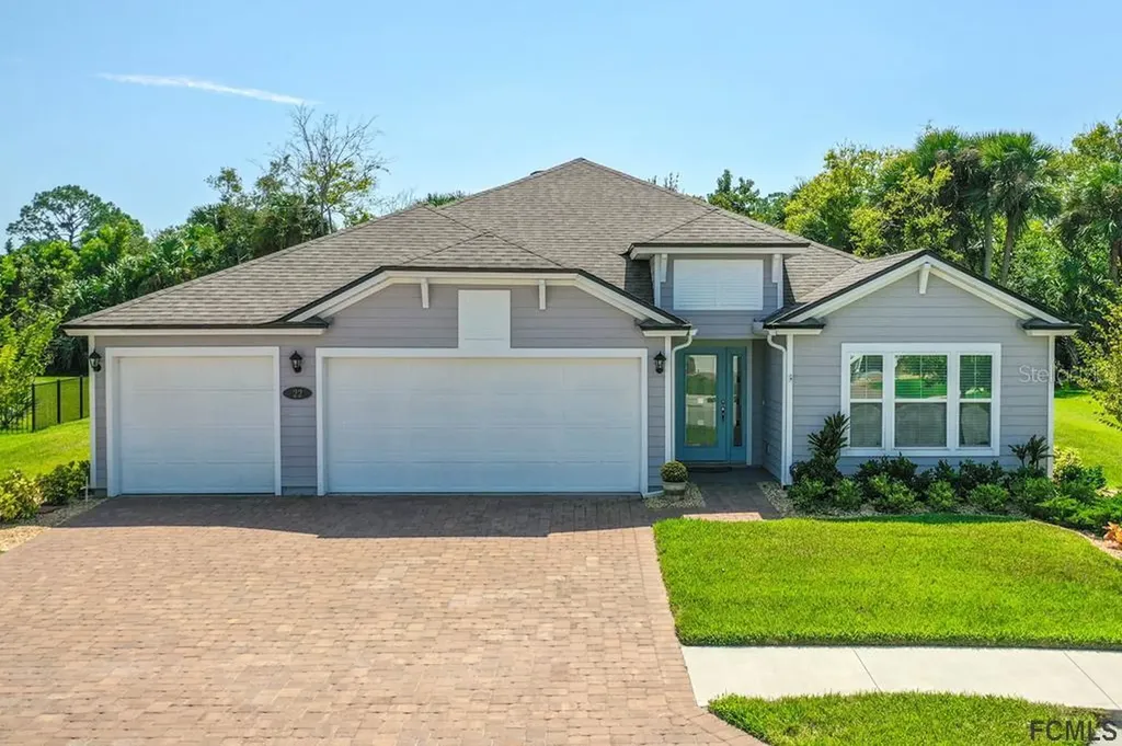 22 Country Club Harbor Circle Palm Coast FL 32137