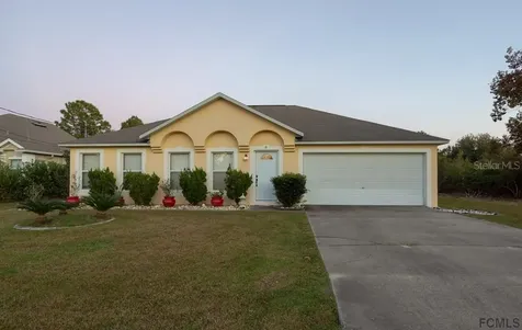 8 Lucas Lane Palm Coast FL 32137