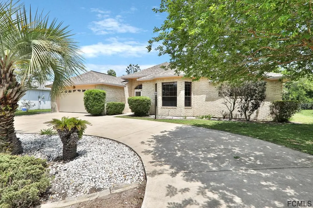 24 Wood Clift Lane Palm Coast FL 32164