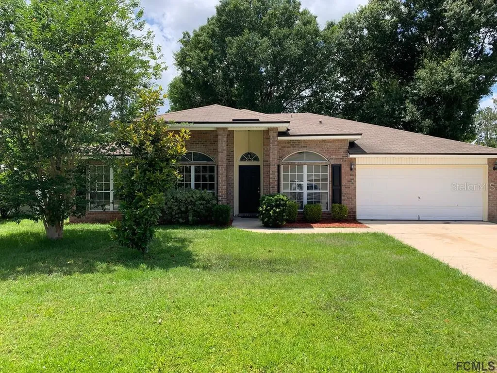 28 Pinelynn Drive Palm Coast FL 32164