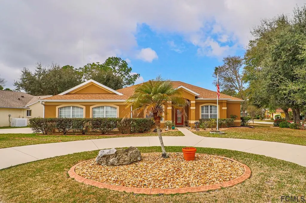 2 Waterloo Place Palm Coast FL 32164