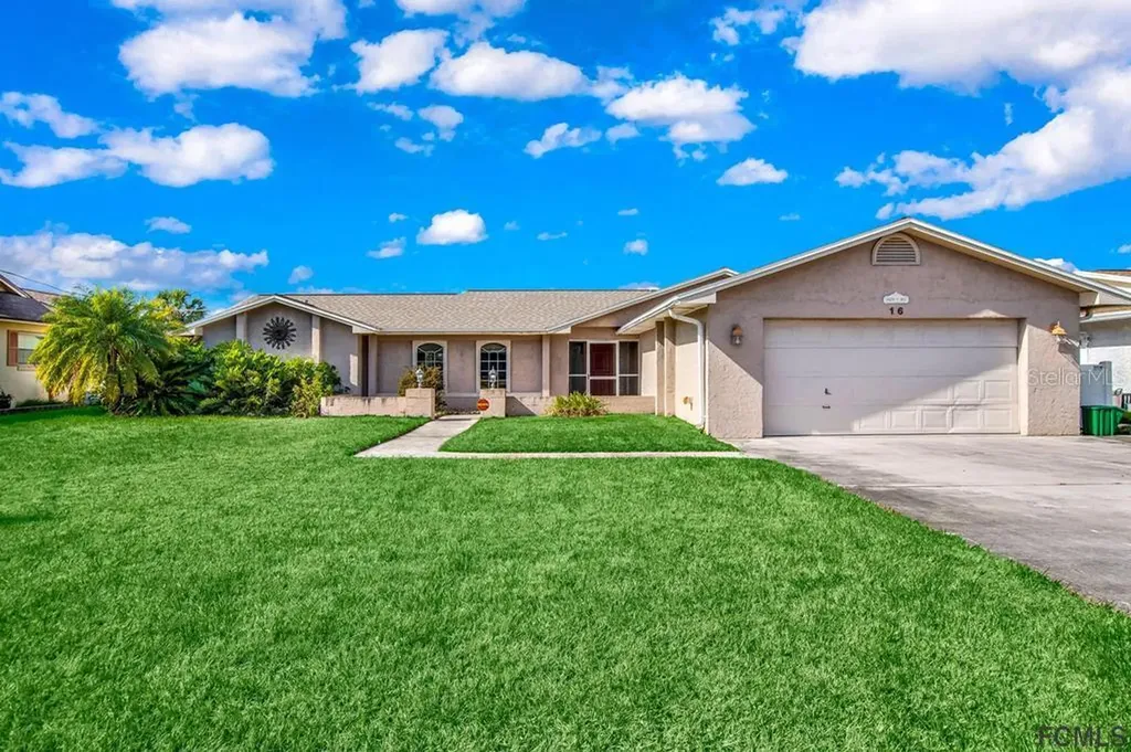 16 Claridge Court S Palm Coast FL 32137
