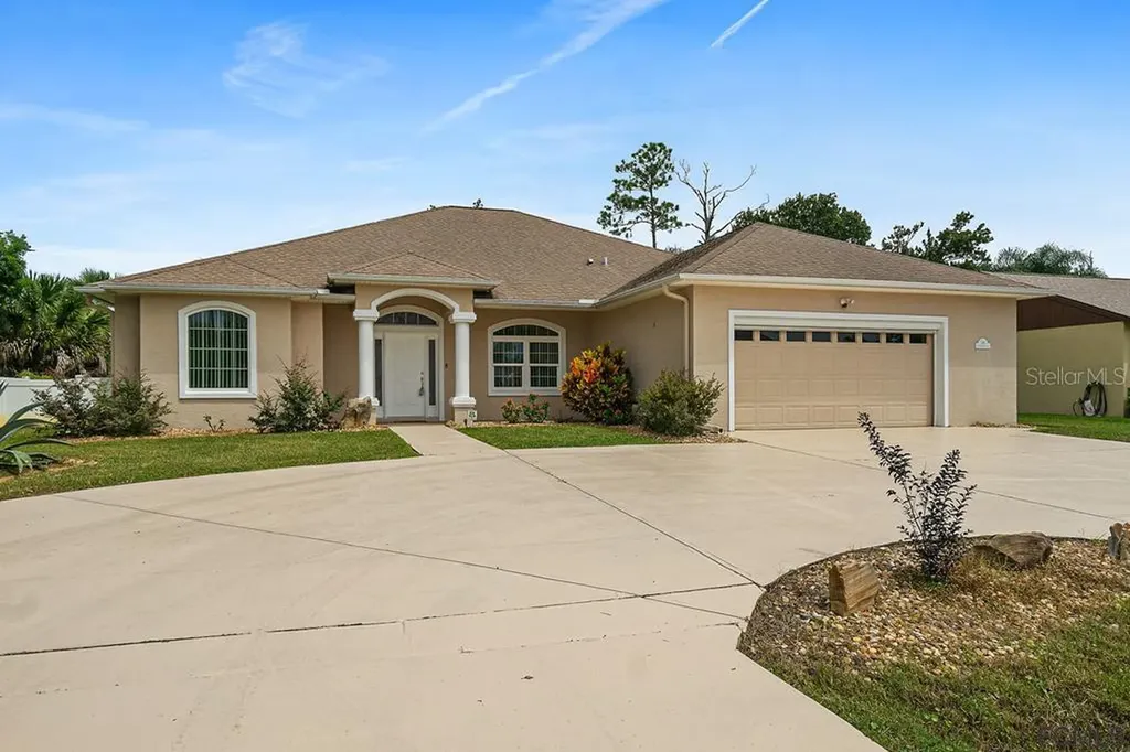64 Colechester Lane Palm Coast FL 32137