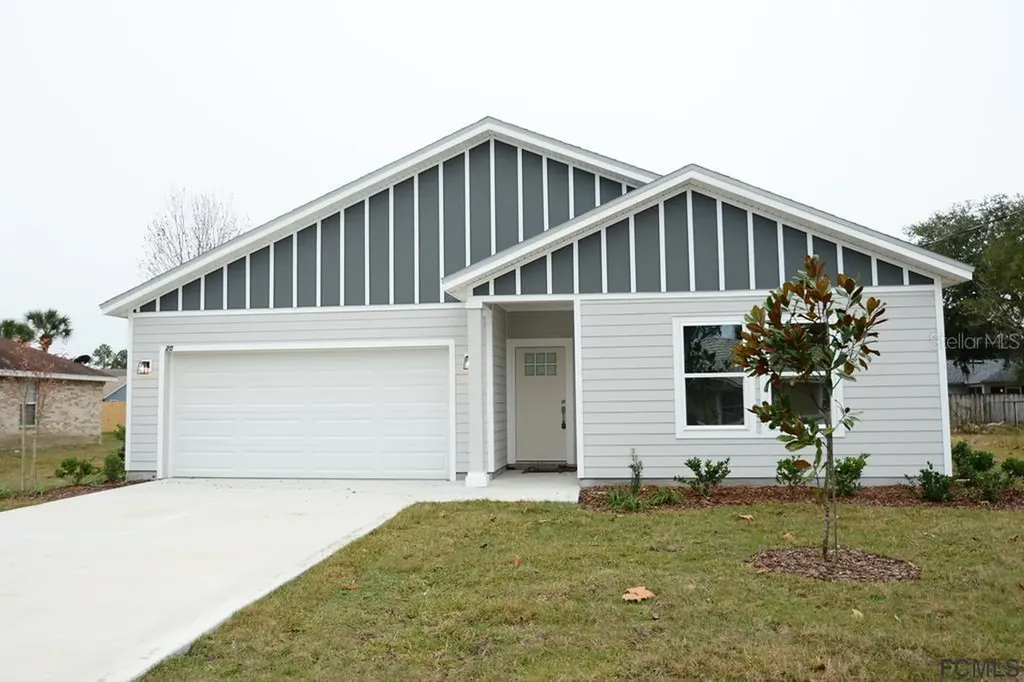 20 Princess Luise Lane Palm Coast FL 32164