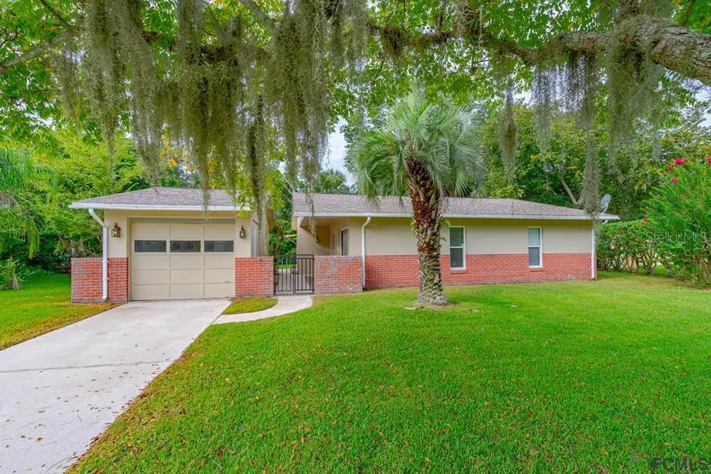 4 Felicia Court Palm Coast FL 32137