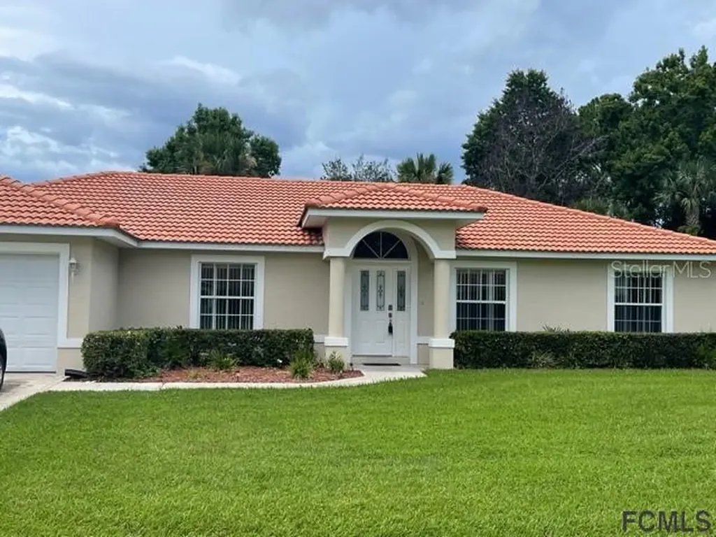 16 Pinelark Lane Palm Coast FL 32164