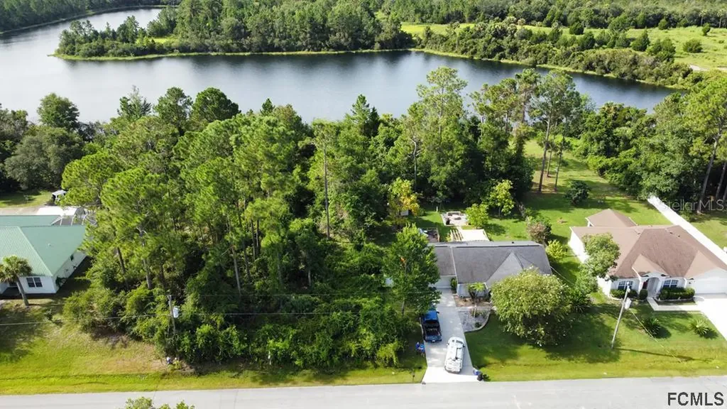 17 Woodfield Drive Palm Coast FL 32164