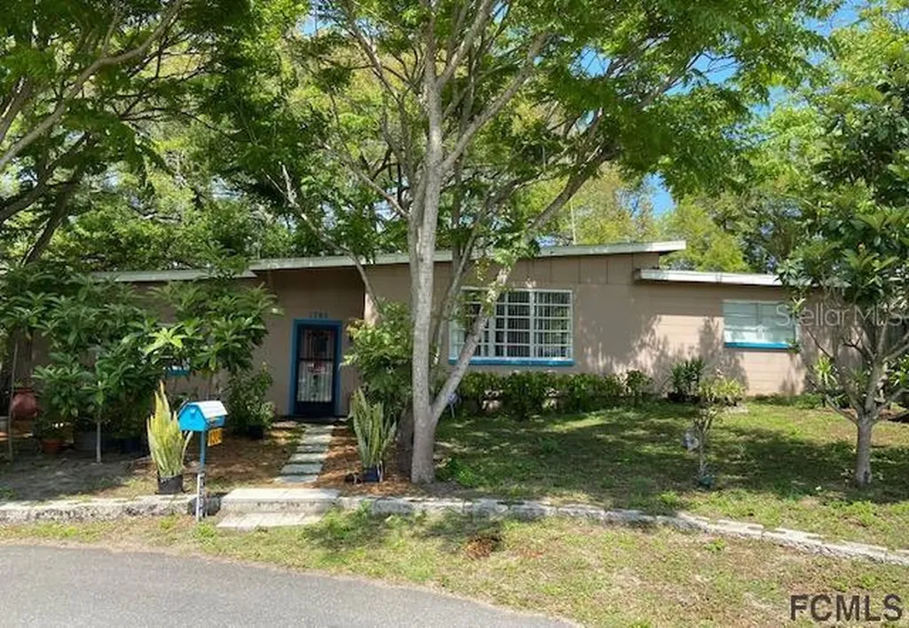 1304 Miami Avenue Daytona Beach FL 32117