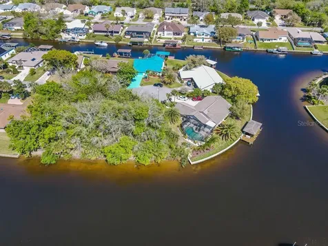 22 Crescent Court S Palm Coast FL 32137