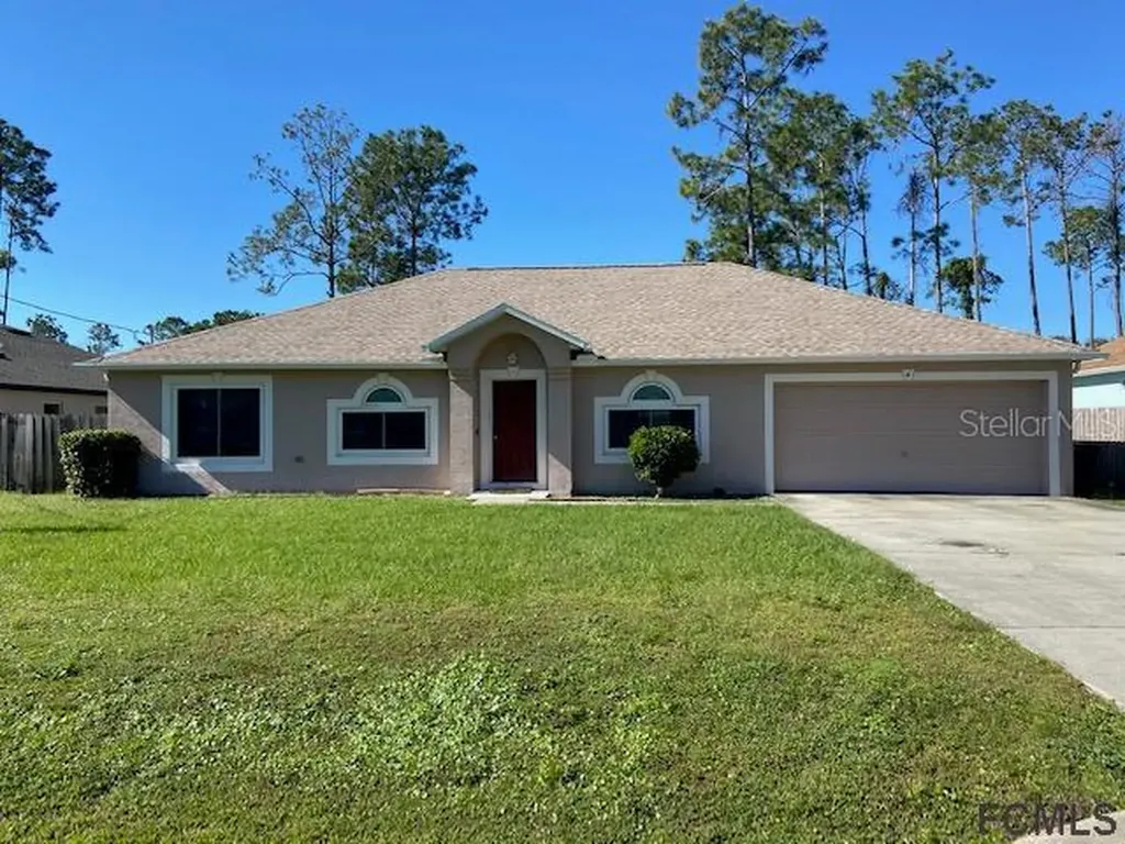 4 Zorlou Court Palm Coast FL 32164