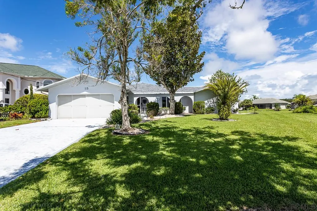 15 Cottonton Court Palm Coast FL 32137