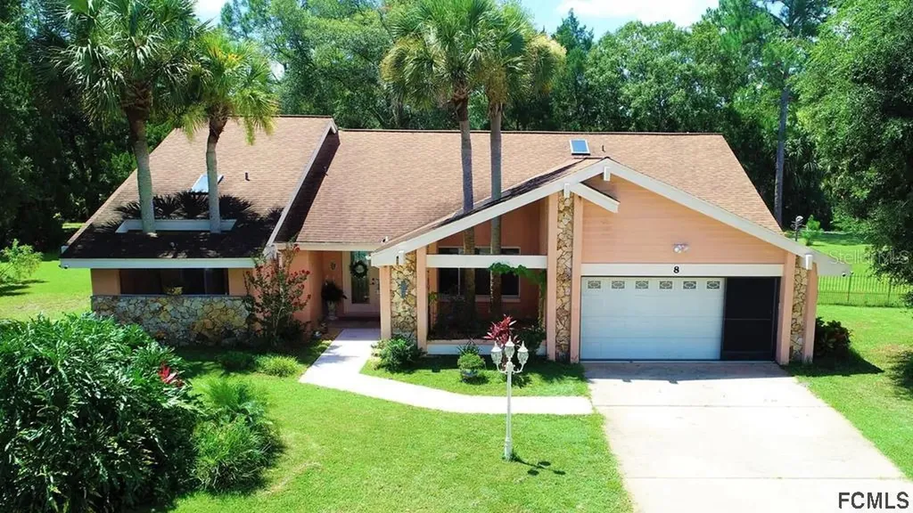 8 Whitney Place Palm Coast FL 32164