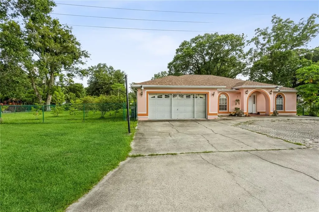 2718 W Sitka Street Tampa FL 33614