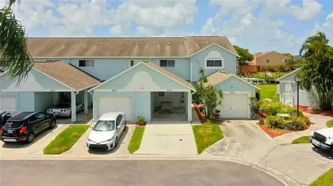 9422 Tara Cay Court Seminole FL 33776