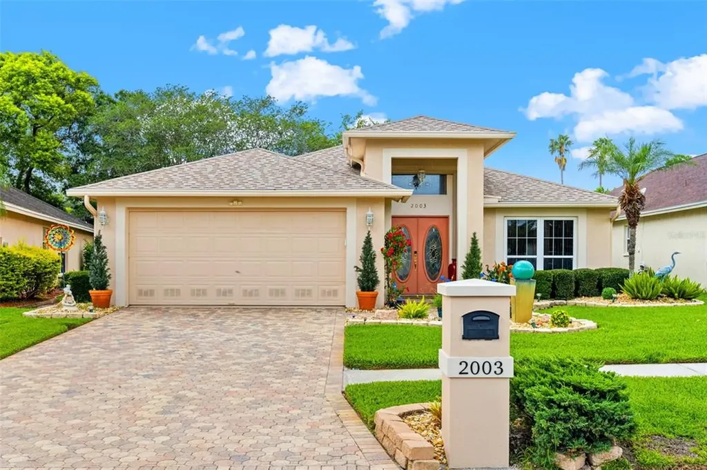 2003 Avalon Cove Court Brandon FL 33511