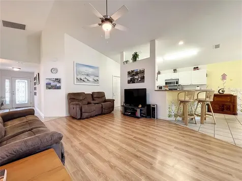 482 Sweetwater Way Haines City FL 33844