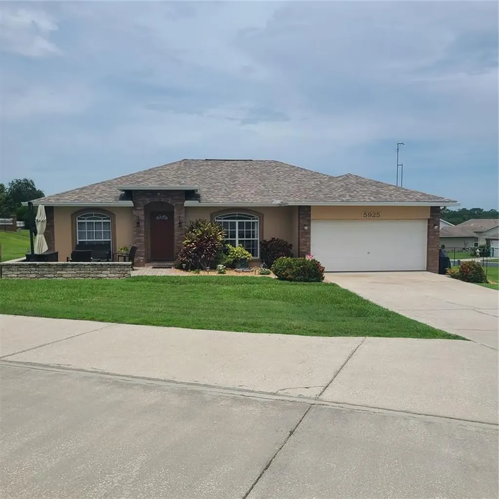5925 Magnolia Lane Lakeland FL 33810