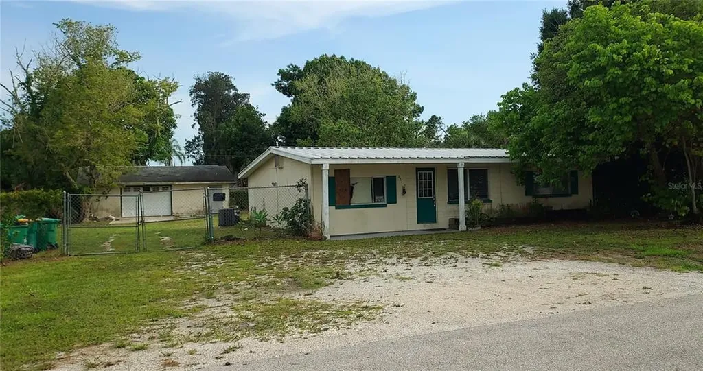 831 E 2nd Street Englewood FL 34223