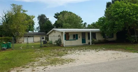831 E 2nd Street Englewood FL 34223
