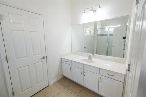 2142 Victoria Drive Davenport FL 33837