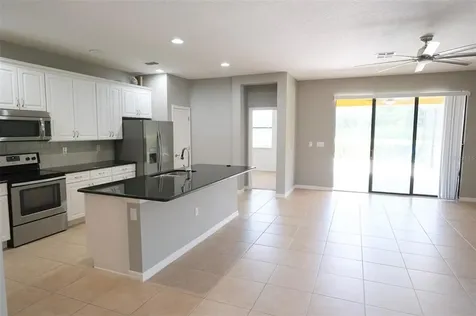 2142 Victoria Drive Davenport FL 33837