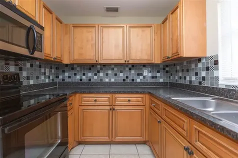 5115 Town N Country Boulevard Tampa FL 33615