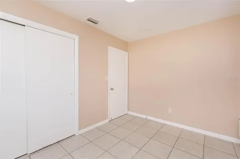 5115 Town N Country Boulevard Tampa FL 33615