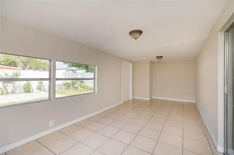 5115 Town N Country Boulevard Tampa FL 33615