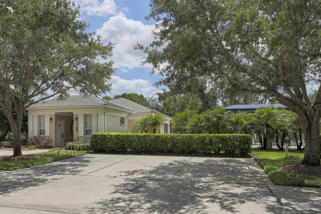 901 Addington Court Venice FL 34293