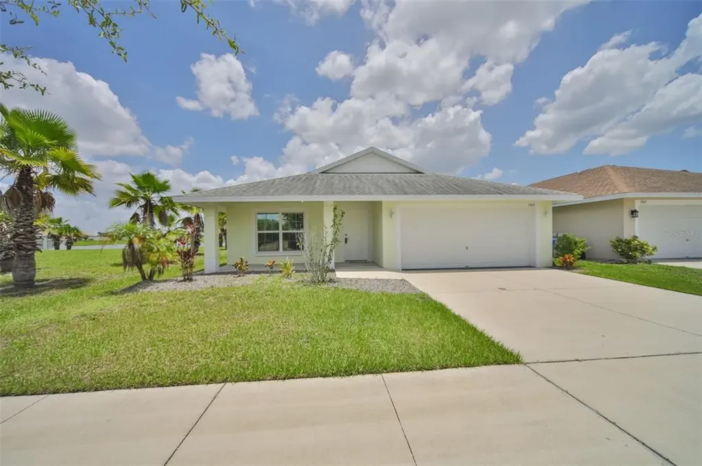 1565 Blossom Bayou Circle Ruskin FL 33570
