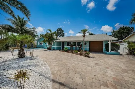 7869 Causeway Boulevard S St Petersburg FL 33707