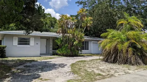 6613 Poinsettia Avenue S St Petersburg FL 33707