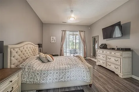 10027 Cypress Shadow Avenue Tampa FL 33647