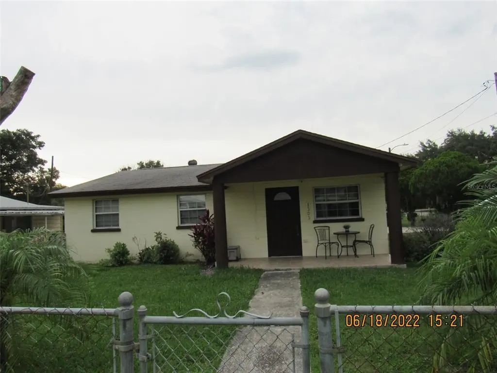 1303 Mayflower Drive Lakeland FL 33810