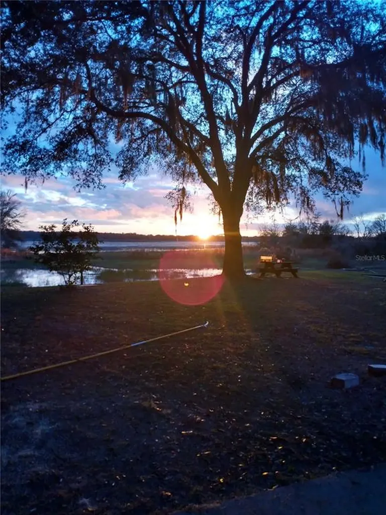 24392 SW Shorewood Drive N Dunnellon FL 34431