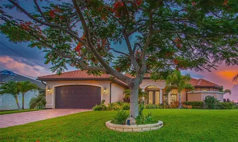 812 NW 39th Avenue Cape Coral FL 33993