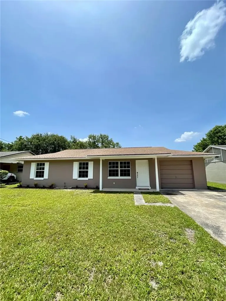 3706 Johnson Street Orlando FL 32805