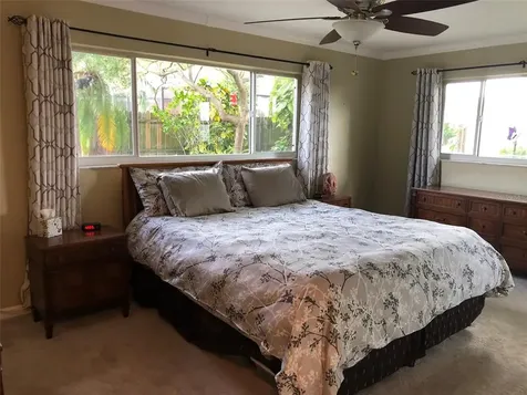 5955 35th Avenue N St Petersburg FL 33710